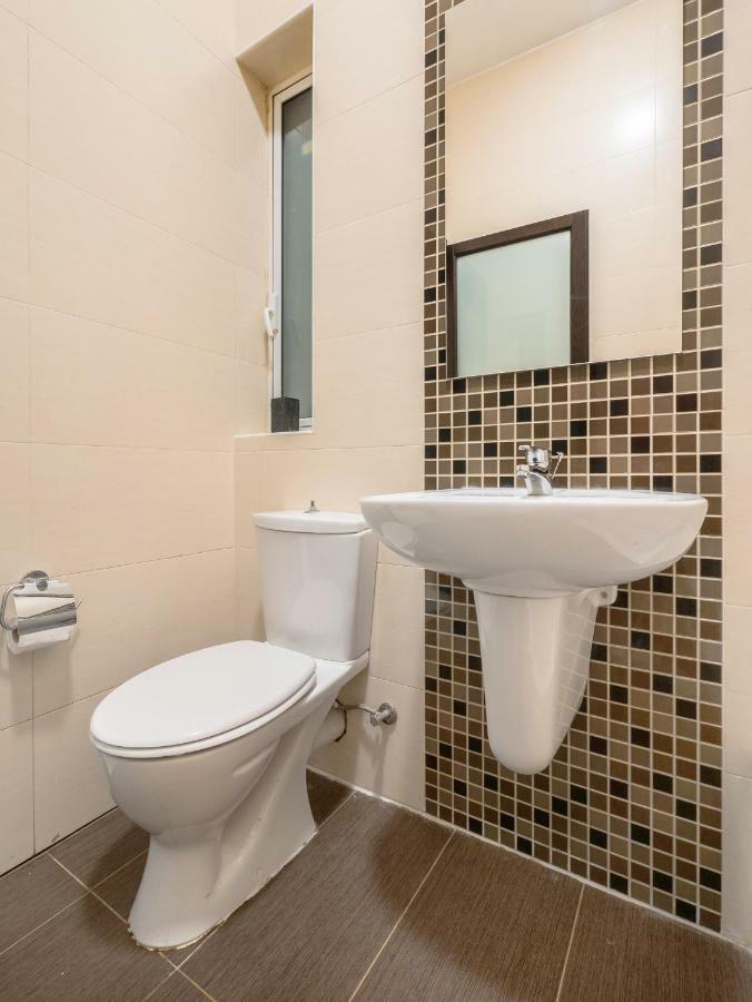 Quiet & Modern Maisonette *